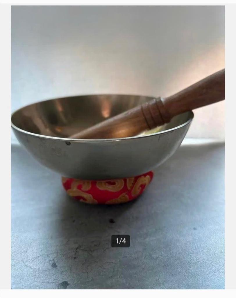 Klankschaal met Klopper en Kussen - Meditatie, Antiek en Kunst, Ophalen of Verzenden