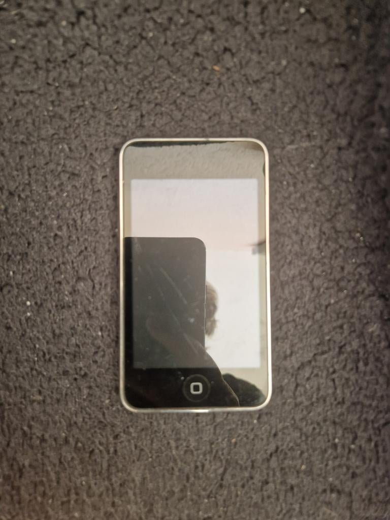 iPod Touch 8GB, Ophalen of Verzenden, Gebruikt, Touch, 2 tot 10 GB