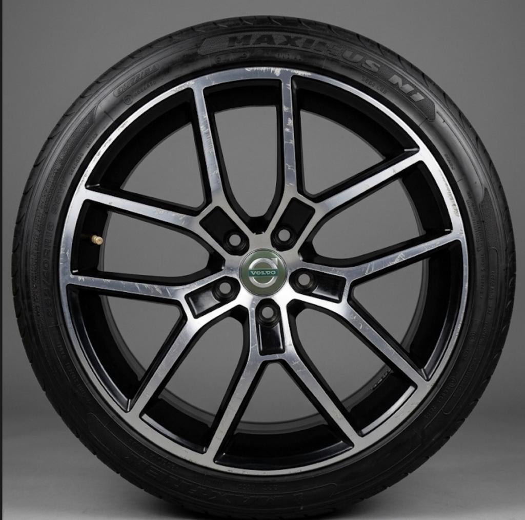 ✅ 18” Volvo Zomerset Velgen + Banden 225/40 R18, Auto-onderdelen, Banden en Velgen, Ophalen, 18 inch, Gebruikt, Banden en Velgen