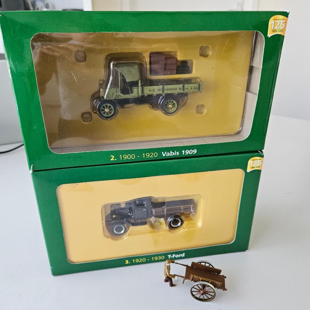 Dinky Toys / Atlas - Auto De Course, orange/grün | Model Car World