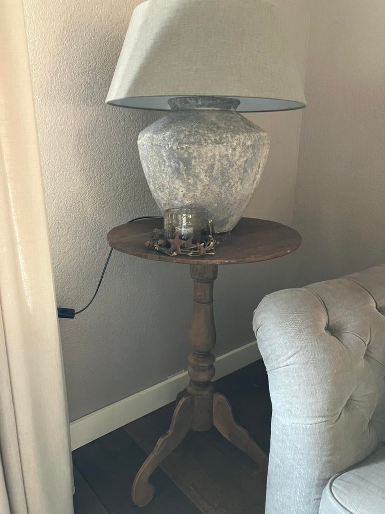 Prachtige wijntafel!, Huis en Inrichting, Tafels | Bijzettafels, Ophalen, Rond, Zo goed als nieuw, 75 cm of meer