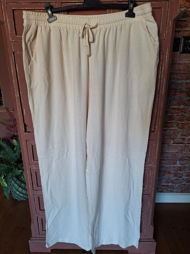 Wide leg broek creme off white maat 52, Ophalen of Verzenden, Nieuw, Beige, Broek of Spijkerbroek