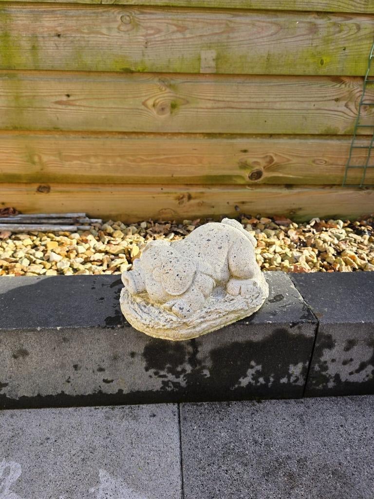 Tuinbeeld van een slapend varken, Tuin en Terras, Tuinbeelden, Ophalen, Gebruikt, Steen, Overige typen