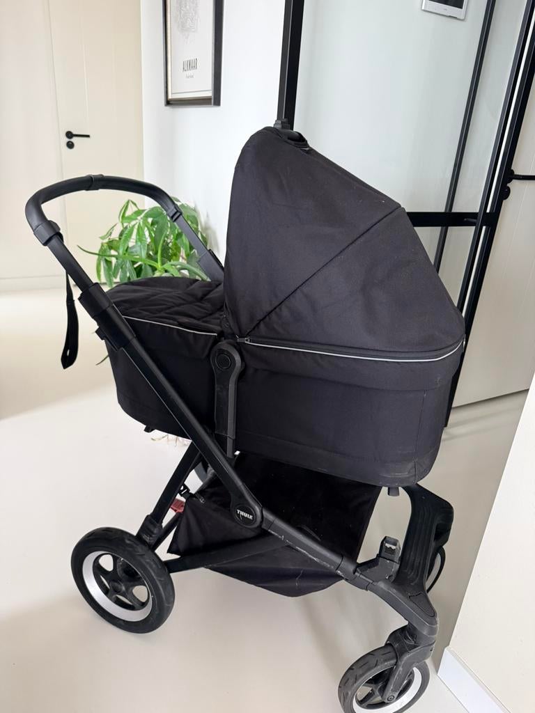 Kinderwagen zwart Thule, Gebruikt, Verstelbare duwstang, Combiwagen, Ophalen