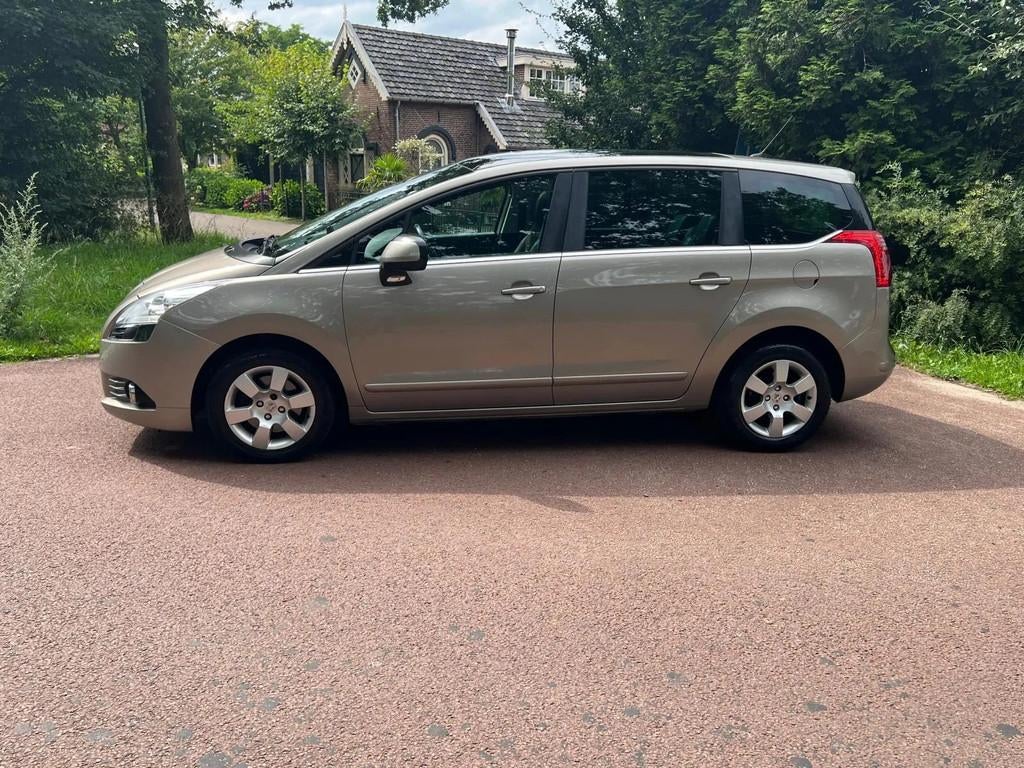 Peugeot 5008 1.6 THP ST 5p., Auto's, Voorwielaandrijving, Euro 5, Stof, Zwart