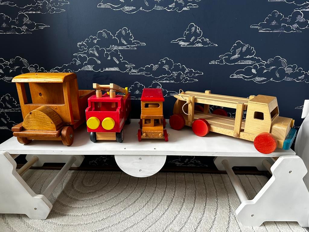 Houten speelgoed auto’s, Kinderen en Baby's, Speelgoed | Houten speelgoed, Ophalen of Verzenden, Zo goed als nieuw