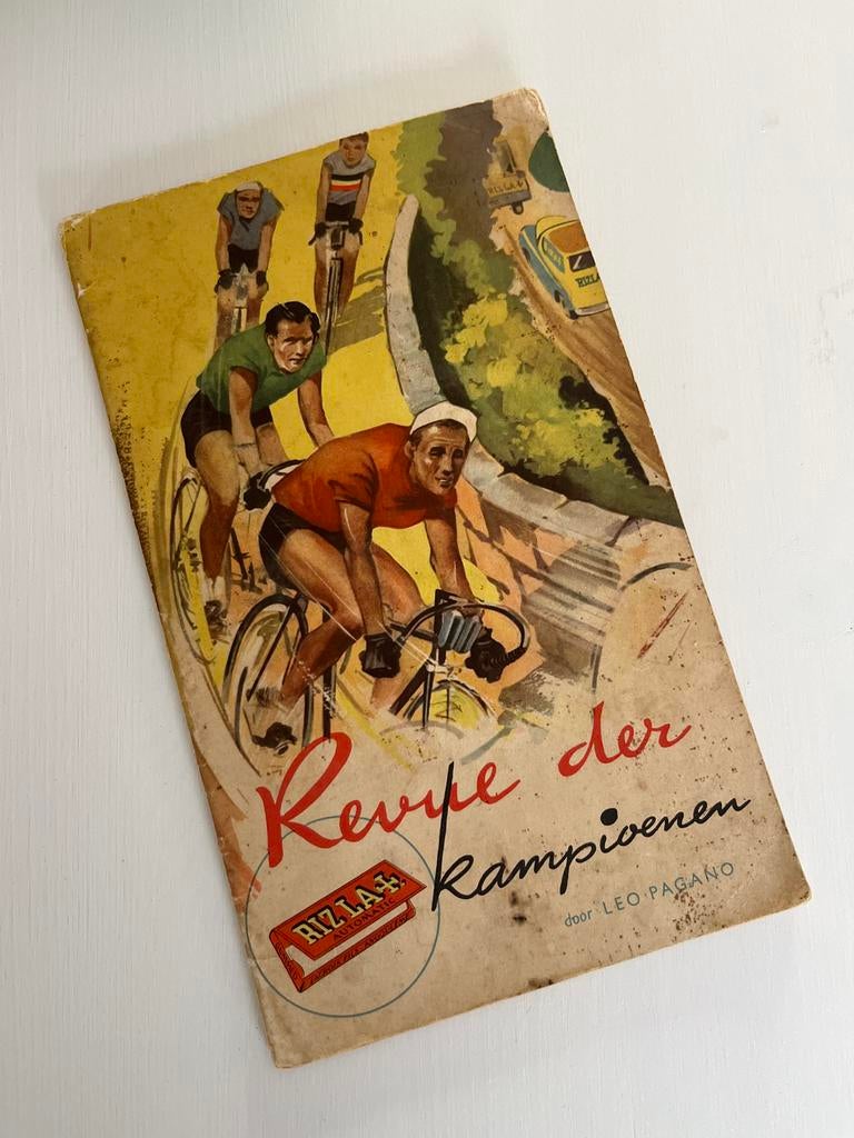 Revue der kampioenen door Leo Pagano, Ophalen of Verzenden, Gelezen, Lopen en Fietsen