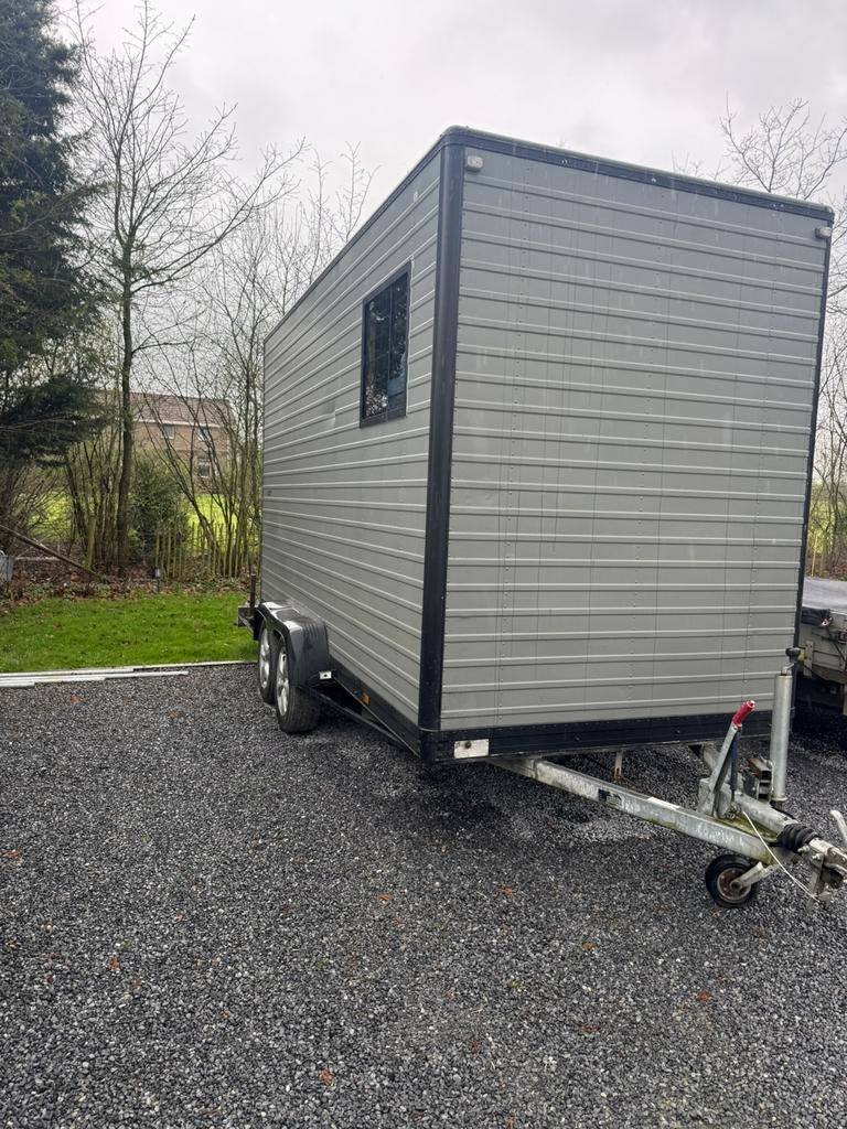 Gesloten aanhanger, Ophalen, Gebruikt