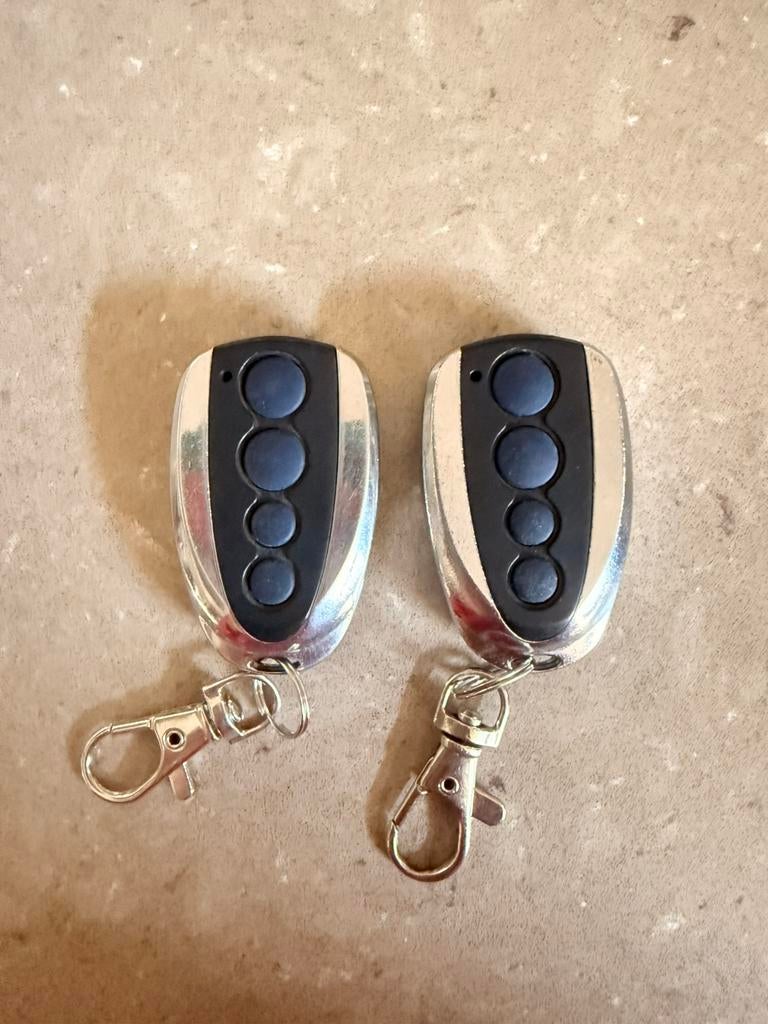 Handzenders 2stuks., Ophalen of Verzenden, Gebruikt