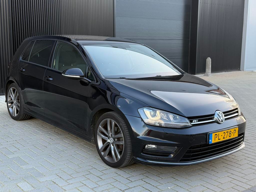 Volkswagen Golf 1.4 TSI 103KW DSG 2014 Zwart, Auto's, 4 cilinders, Zwart, 650 kg, Geïmporteerd