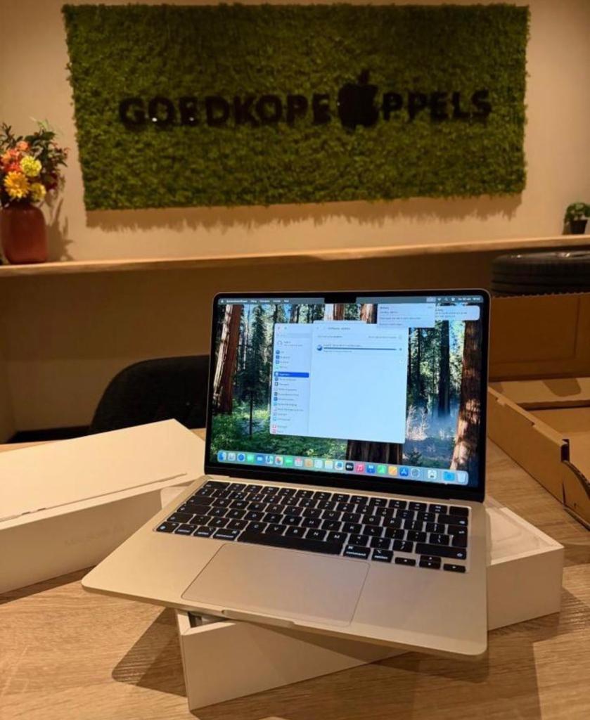 MacBook Air 13 inch m2 16GB 256GB Starlight | nieuw, Ophalen, Nieuw, Support@apple.com, MacBook Air