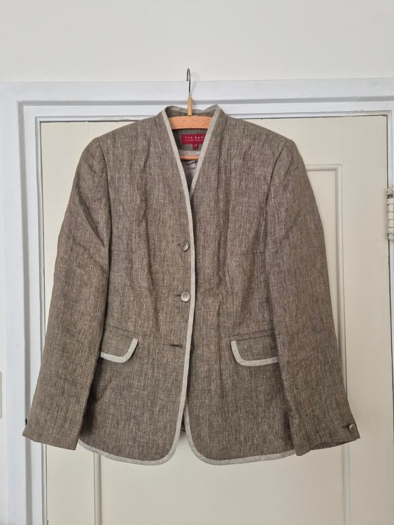 Olijfgroen linnen jasje van The Barn maat 38., Ophalen of Verzenden, Zo goed als nieuw, Groen