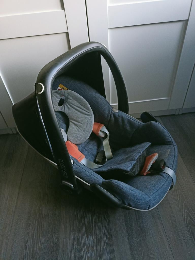 Maxi-Cosi Pebble spijkerstof, Kinderen en Baby's, Autostoeltjes, Ophalen, Autogordel, Zijbescherming, 0 t/m 13 kg