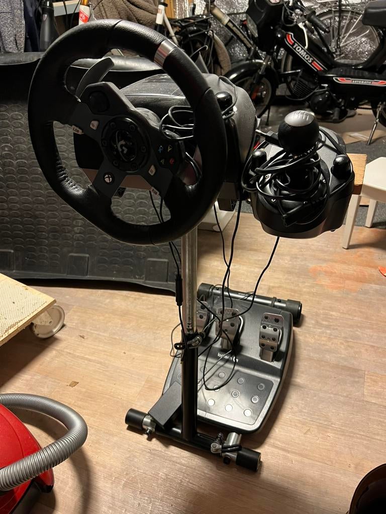Logitech G920 stuur met schakelpook en pedalen en standaard, Spelcomputers en Games, Spelcomputers | Xbox | Accessoires, Ophalen of Verzenden