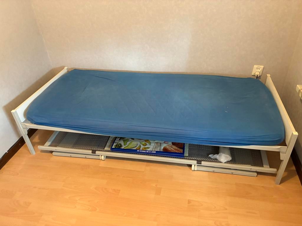 Vintage logeerbedden, Ophalen, Gebruikt, Eenpersoons, 80 cm