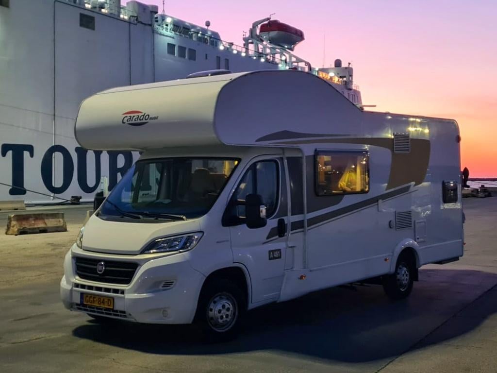 Carado A461 6 persoons Alkoof camper met alarmsysteem, Chemisch toilet, Ringverwarming, Fiat, Particulier