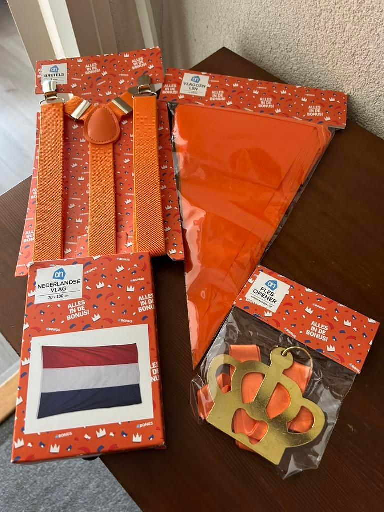 Mooie nieuwe oranje artikelen, Ophalen of Verzenden, Zo goed als nieuw, Oranje of Koningsdag