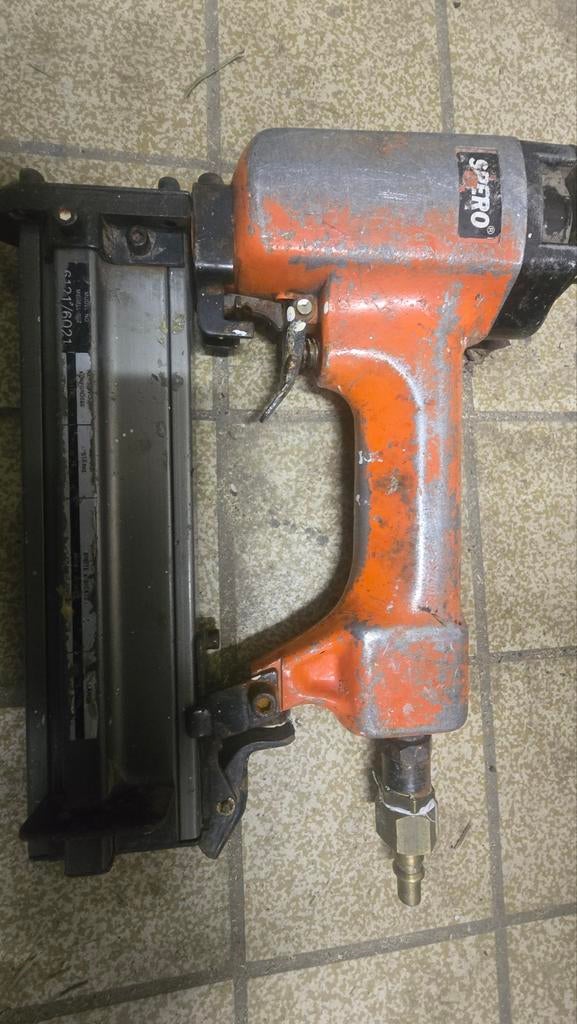 Spero pneumatische tacker, gebruikt, Doe-het-zelf en Verbouw, Ophalen of Verzenden, Gebruikt
