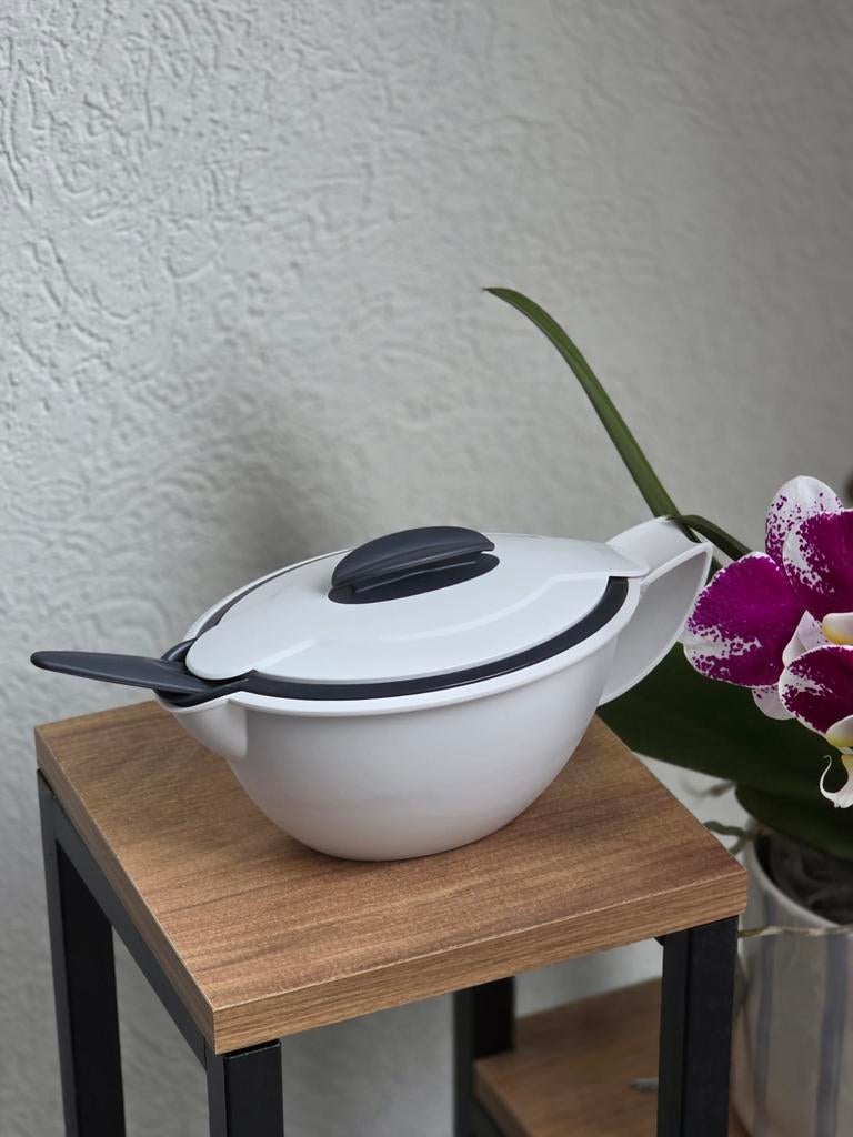 Tupperware saus kom, Huis en Inrichting, Ophalen of Verzenden, Nieuw, Wit, Bak of Kom