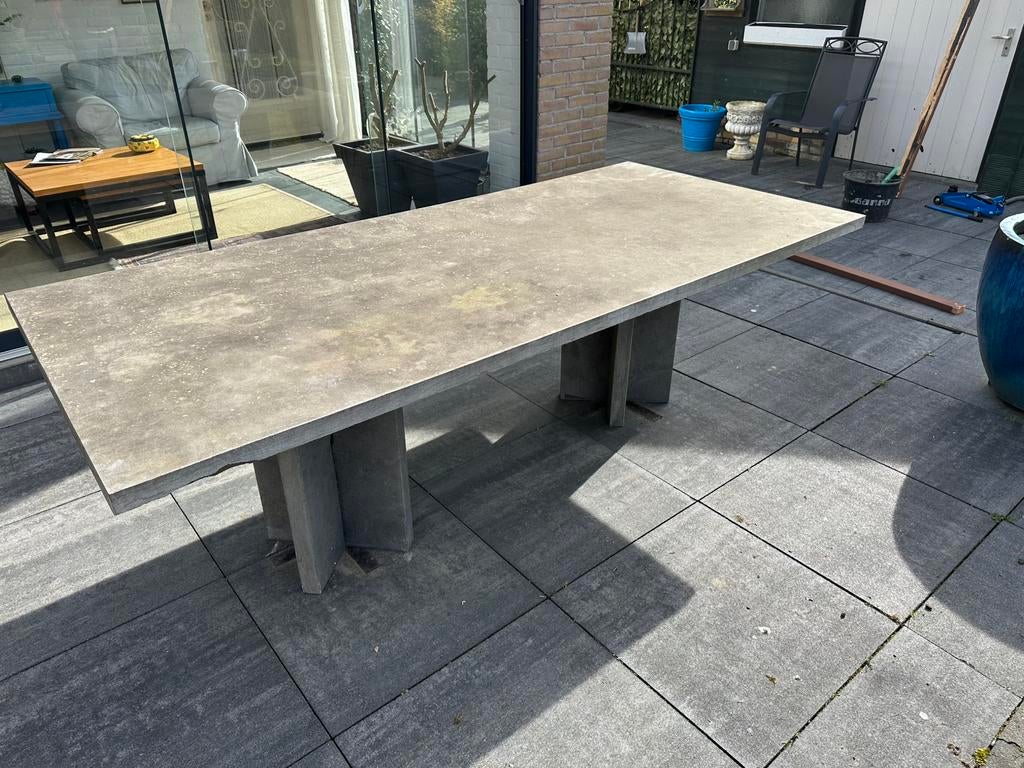 Gratis af te halen hardstenen tuintafel, Tuin en Terras, Tuintafels, Ophalen, Gebruikt, Overige materialen