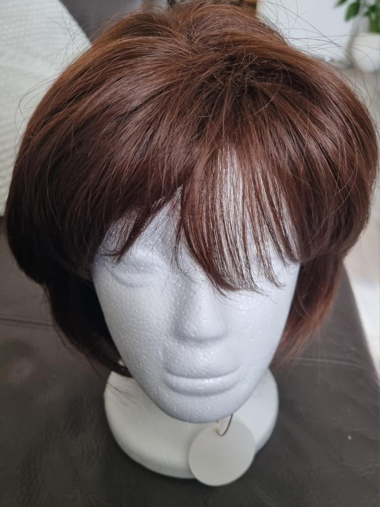 Bruine pruik/ haarwerk. Nieuw., Ophalen of Verzenden, Nieuw, Pruik of Haarverlenging