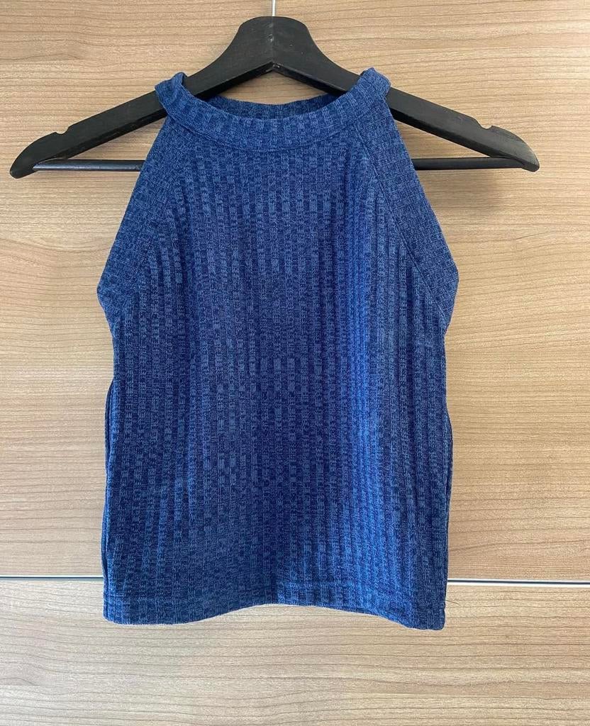 Geribde crop top Bershka maat XS/S - NIEUW, Kleding | Dames, Tops, Blauw, Nieuw, Ophalen of Verzenden, Zonder mouw