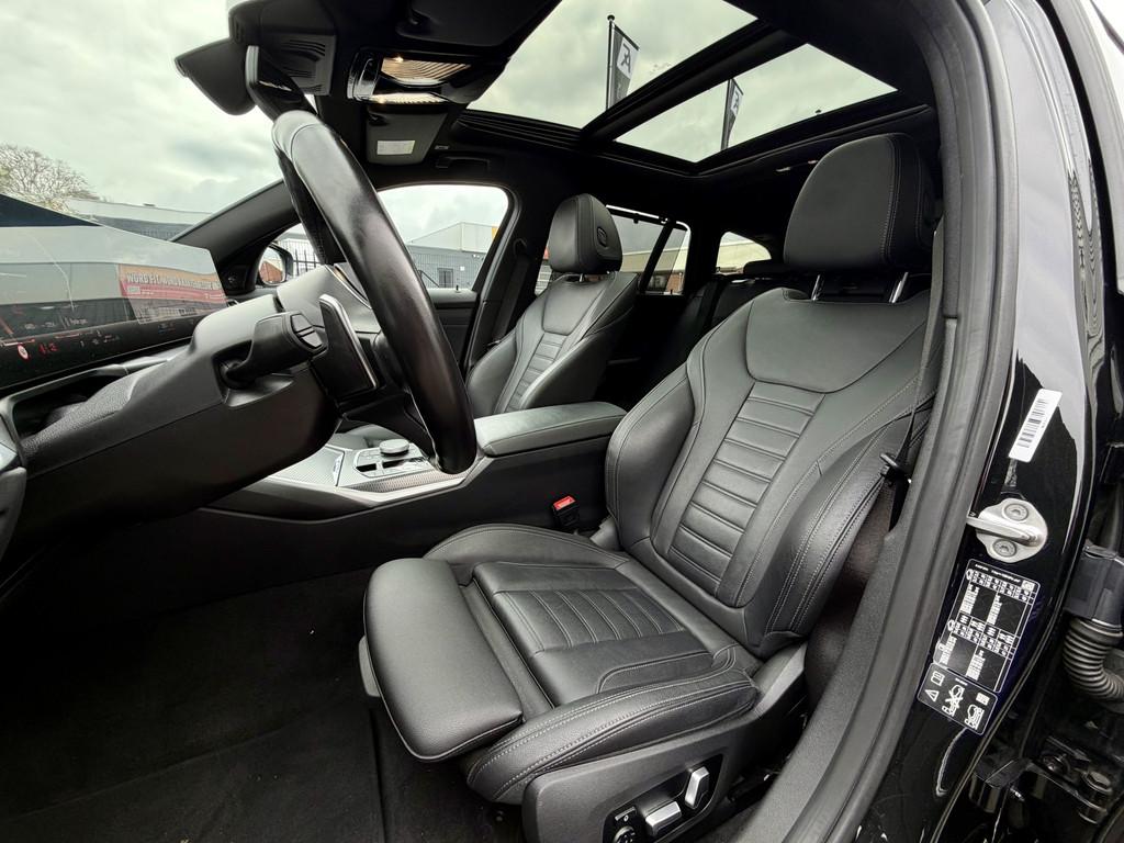 BMW 3 Serie Touring M340i xDrive Pano|Leer|LED|Camera|Headup, Automaat, 1770 kg, Met garantie (alle), Zwart