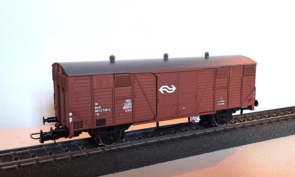 Artitec 20.164.01 - 4-deurs Magazijnwagen van de NS in ovp, Wisselstroom, Ophalen of Verzenden, NS, Märklin