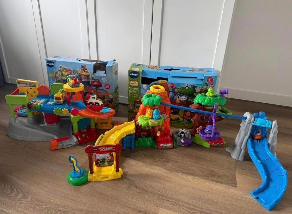 V-tech Zoef Zoef Dieren Jungle & Toet Toet Auto's Garage, Ophalen of Verzenden, Zo goed als nieuw