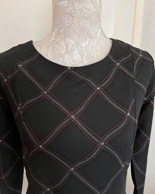 Smashed Lemon donkergroene jurk maat 40, Kleding | Dames, Maat 38/40 (M), Ophalen of Verzenden, Zo goed als nieuw, Knielengte