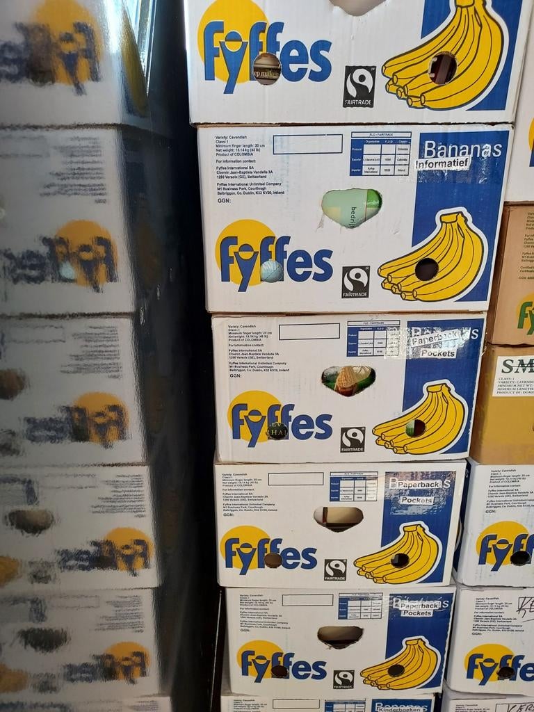 partij boeken 6 bananendozen € 30.-, Ophalen of Verzenden, Gelezen, Verschillende onderwerpen