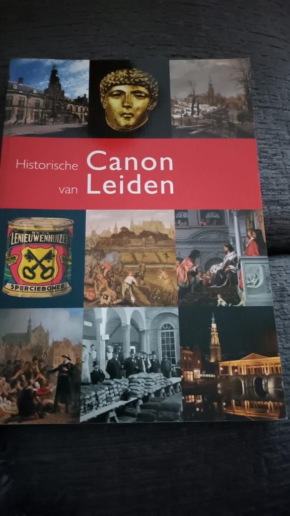 Een boek canon van leiden, Ophalen of Verzenden, Zo goed als nieuw
