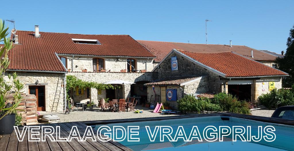 Te koop B&B in Levoncourt (Meuse) restaurant,gite,kamers,etc, Huizen en Kamers, 750 m², Overige soorten, 6 kamers, Frankrijk