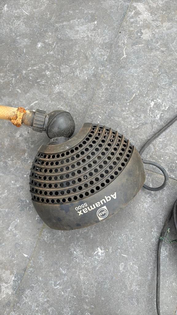 Oase Aquamax 5500 vijverpomp, Tuin en Terras, Vijver-toebehoren, Ophalen, Gebruikt, Vijverpomp