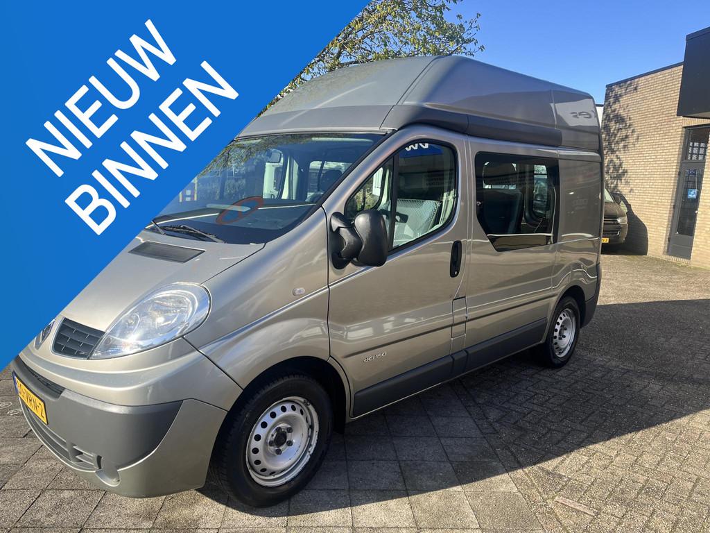 Renault Trafic 2.5 dCi T29 L1H2 Mooie bus, ex-rolstoelbus, g, 145 pk, Stof, Gebruikt, Zwart
