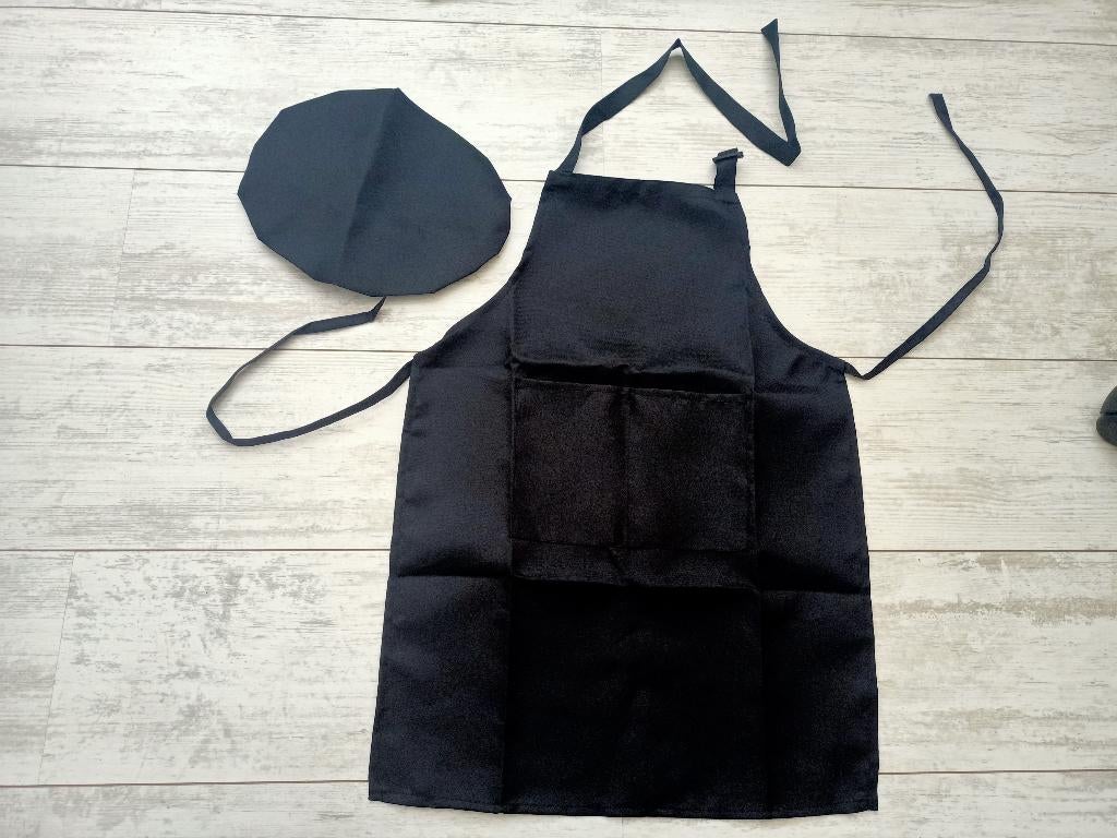 zwarte kinderschort / kinder schort met koksmuts - nieuw, Huis en Inrichting, Keuken | Textiel, Ophalen of Verzenden, Nieuw, Zwart