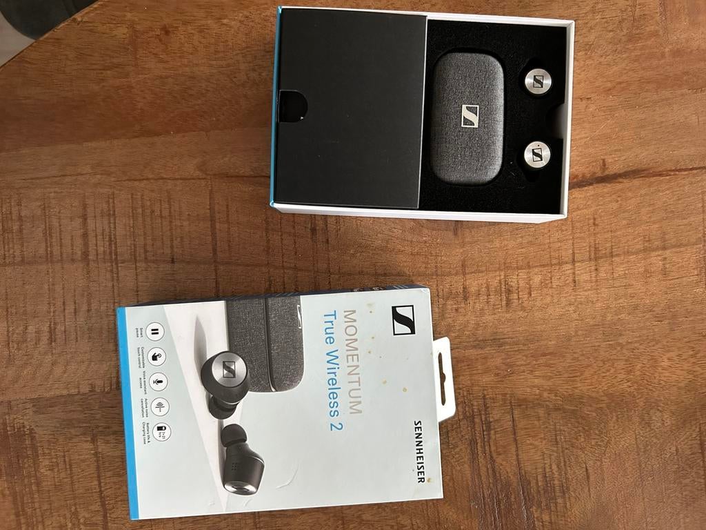 Te koop, Sennheiser in-ear Momentum true wireless 2, Audio, Tv en Foto, Koptelefoons, Ophalen of Verzenden, Zo goed als nieuw
