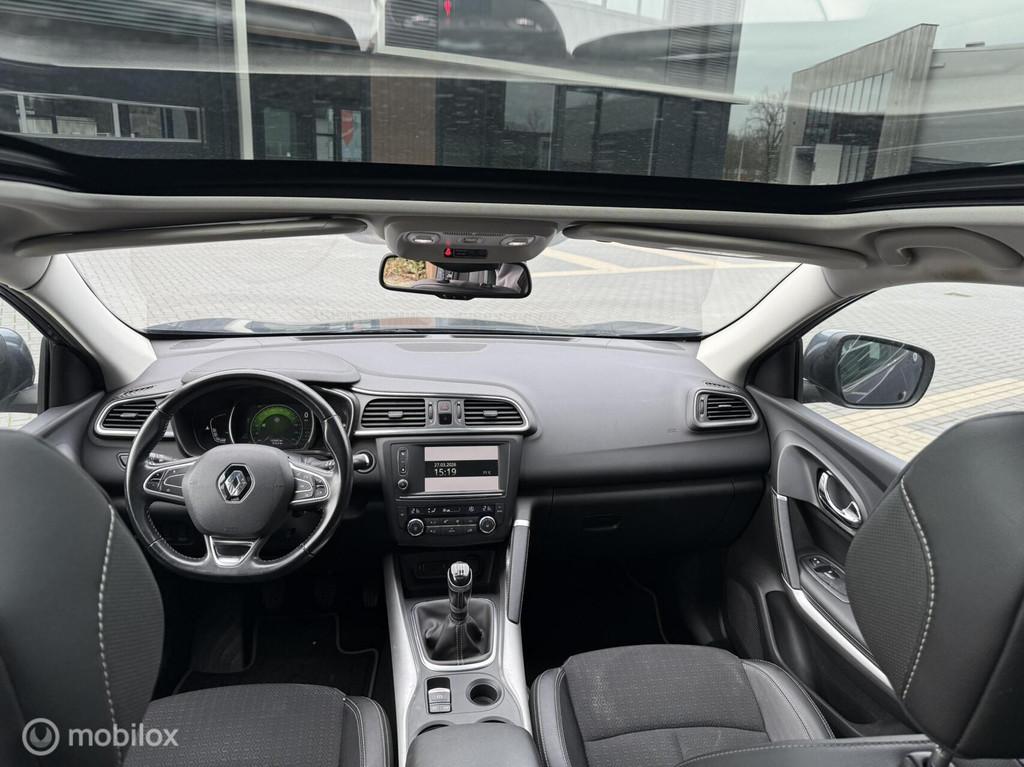 Renault Kadjar 1.2 TCe Intens PANO NAP CAMERA TREKHAAK, Auto's, Voorwielaandrijving, Kadjar, Euro 6, 4 cilinders