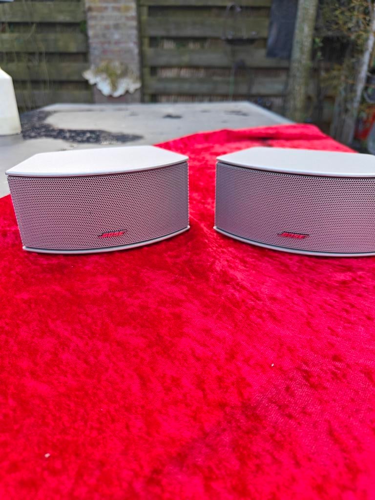 Bose Gemstone luidsprekers 2x zilvergrijs, Overige merken, 70 watt of meer, Ophalen of Verzenden, Zo goed als nieuw