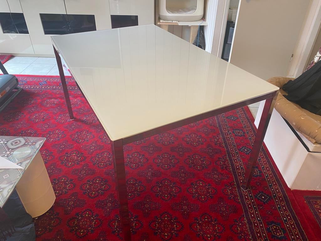Eettafel Glas met Ijzere benen., Ophalen, 100 tot 150 cm, 50 tot 100 cm, Vijf personen of meer