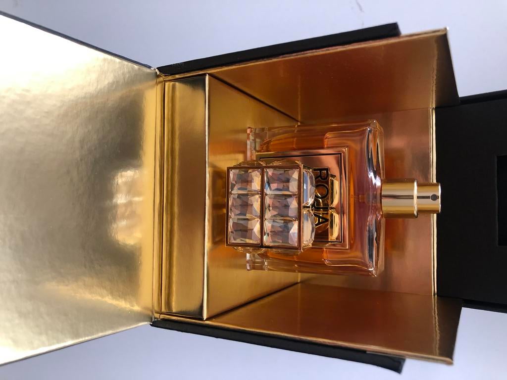 Roja parfum, Eén persoon, Ticket of Toegangskaart