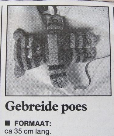 Breipatroon  Poes  nr 9045, Hobby en Vrije tijd, Breien en Haken, Verzenden, Nieuw, Breien, Patroon of Boek