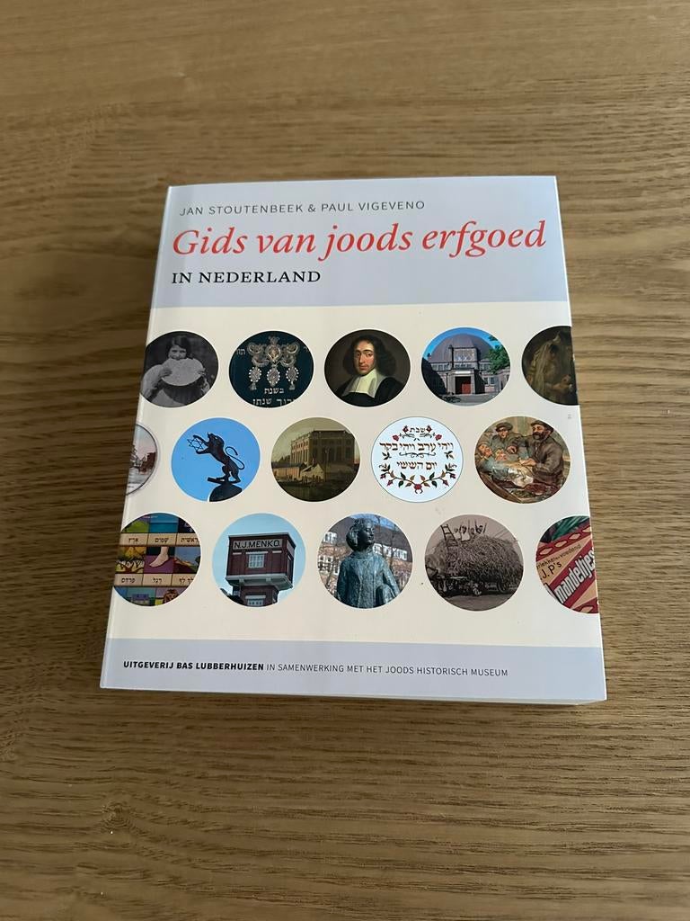Paul Vigeveno - Gids van joods erfgoed in Nederland., Ophalen of Verzenden, Gelezen