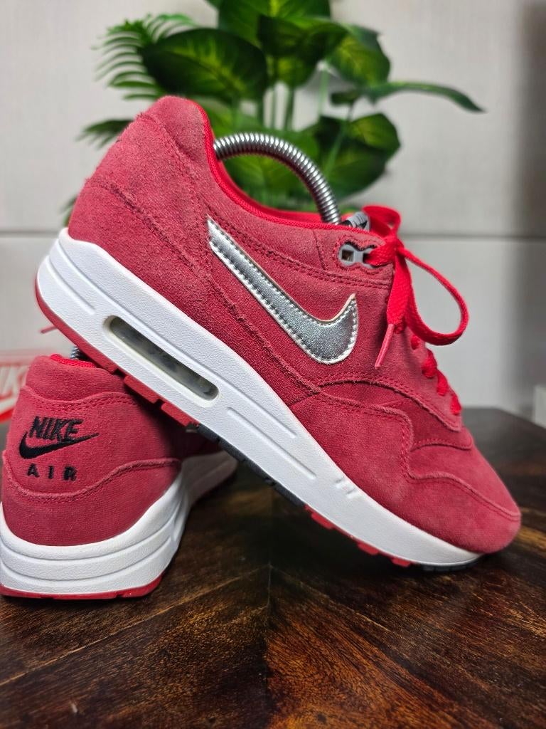 Nike Air Max 1 Hyper Red maat 40,5, Nike, Ophalen of Verzenden, Nike, Nike