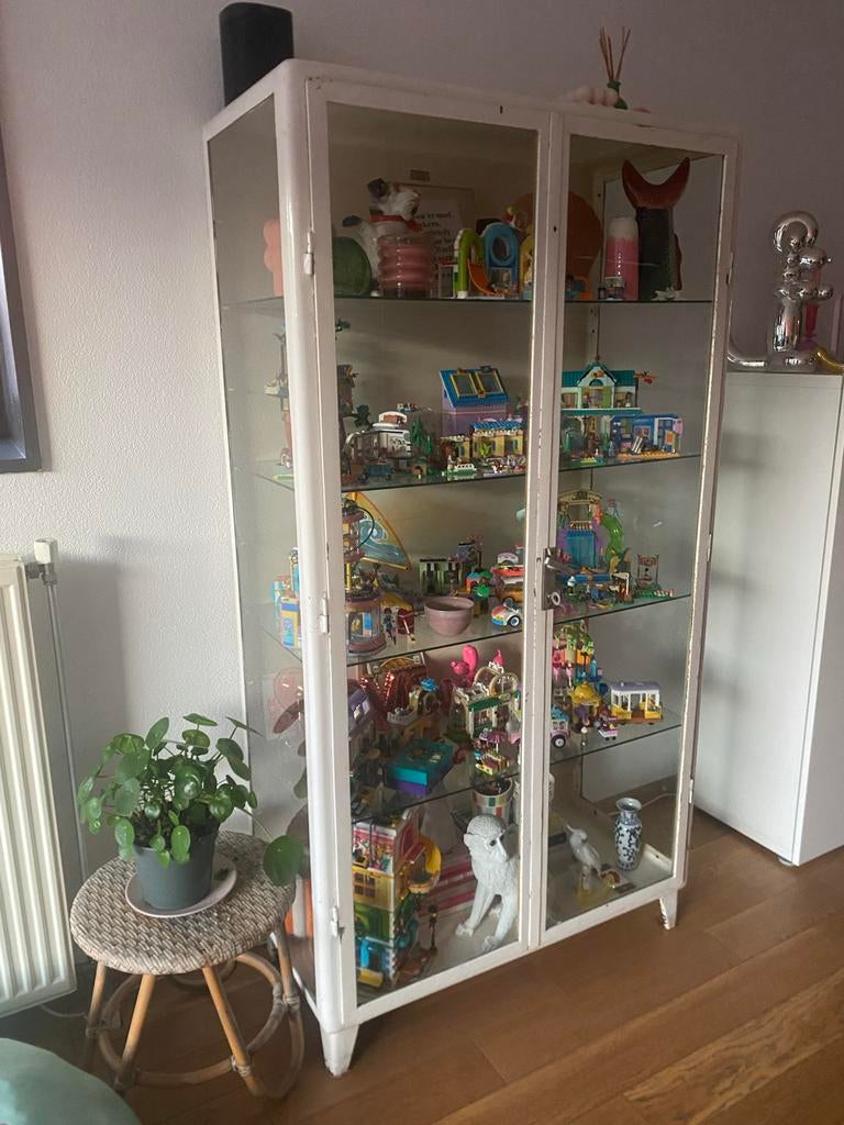 Vintage Apothekers Vitrinekast - Glazen Deuren en Planken, Ophalen