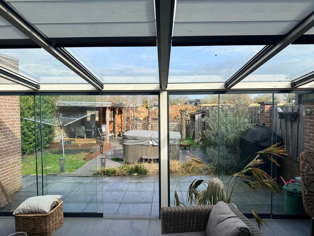 Luxe Overkapping 6x3,5m met Glazen Dak, Deuren & Zonwering, Tuin en Terras, Overkappingen, Gebruikt, Veranda, Ophalen of Verzenden
