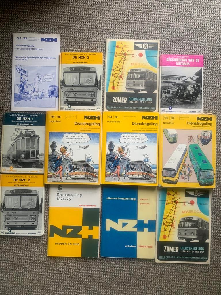 NZHVM Dienstregelingen., Verzamelen, Spoorwegen en Tramwegen, Ophalen of Verzenden, Zo goed als nieuw, Bus of Metro, Boek of Tijdschrift