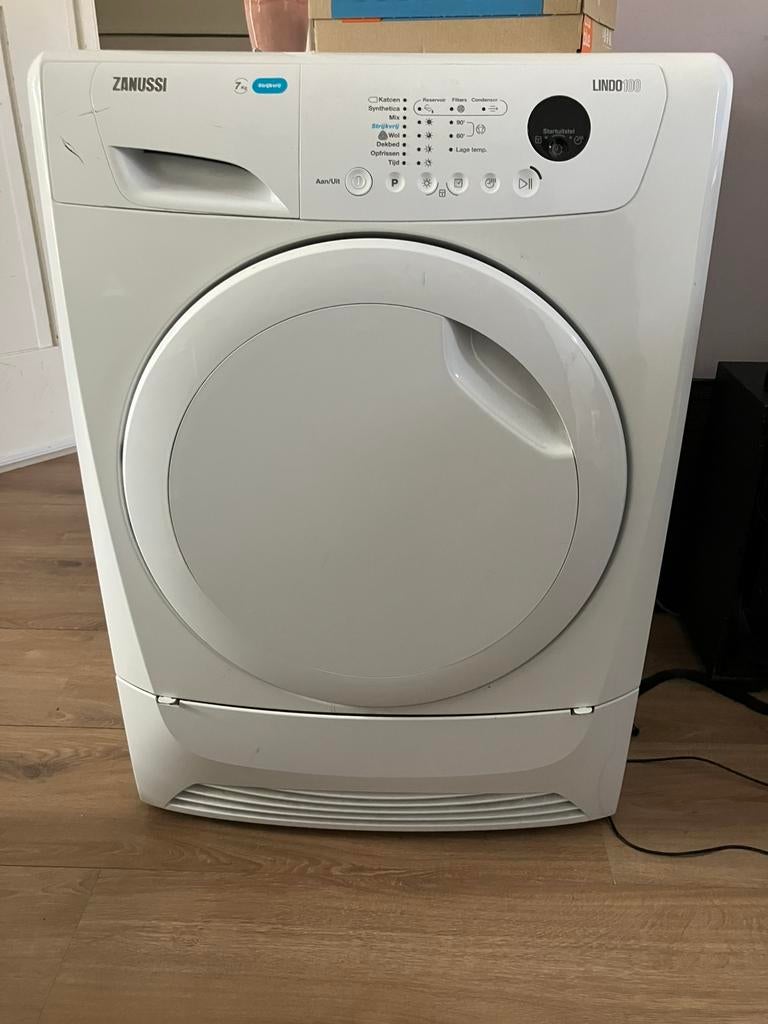 Droger zanussi lindo 100, Ophalen, 6 tot 8 kg, Gebruikt, Voorlader