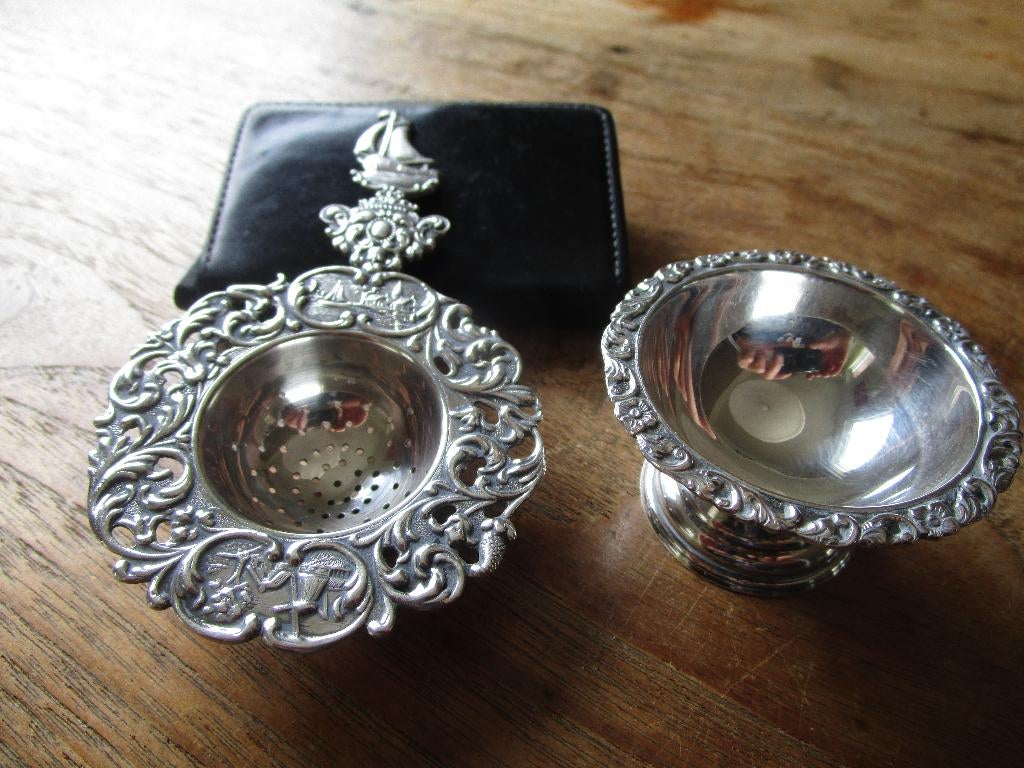 D.E Theezeef met lekbakje verzilverd 90, Ophalen of Verzenden