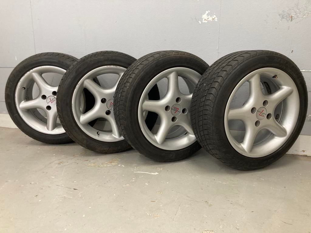 Alustar licht metalen velgen. Alfa romeo 33., Auto-onderdelen, Banden en Velgen, Ophalen, 15 inch, Velg(en), 185 mm
